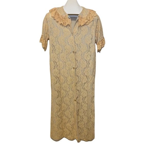 Vintage Aristocraft lace robe gown nylon lined button Front beige women’s size M